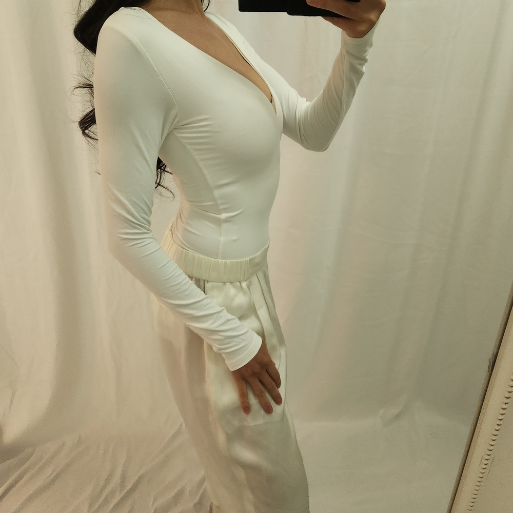 Meshki Cream Long Sleeve Bodysuit - Picture 3 of 10